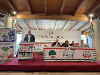 A Fabriano e Sassoferrato si firma “AGGIUNGI UN POSTO AL TAVOLO”Petizione di iniziativa popolare che promuove la partecipazione dei lavoratori all’impresa
