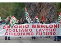 Il lavoro c’è il credito no, protesta metalmeccanici a Pesaro