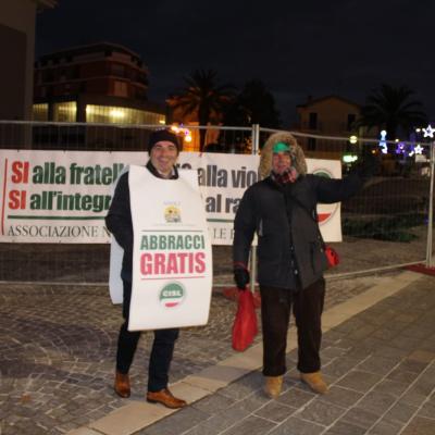 Abbracci Gratis con Anolf a Porto Sant'Elpidio