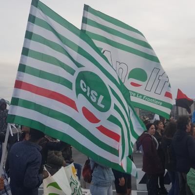 Le Marche plurali ed accoglienti  in corteo ad Ancona