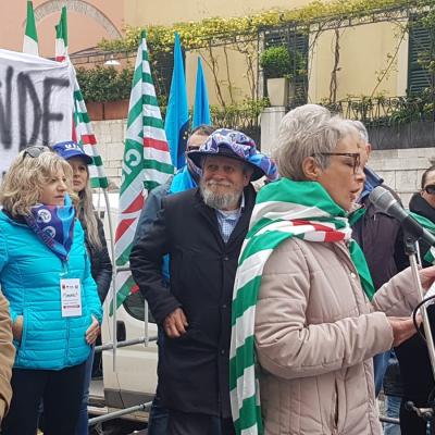 Salute: diritti, lavoro, sviluppo.  In 3000 da tutte le Marche per la  Manifestazione regionale Cgil Cisl Uil  ad Ancona