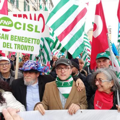 Salute: diritti, lavoro, sviluppo.  In 3000 da tutte le Marche per la  Manifestazione regionale Cgil Cisl Uil  ad Ancona