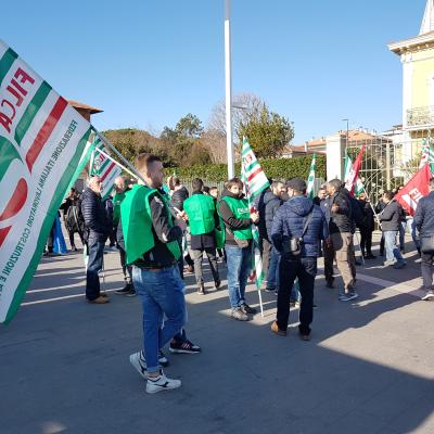 Settore Legno: sciopero generale il 21 febbraio. Manifestazione anche a Pesaro