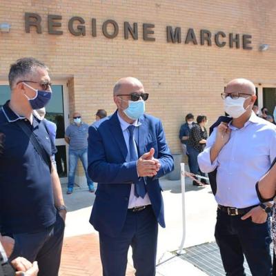 Margherita  Conad stacca la spina al polo logistico di Osimo, manifestazione in Regione