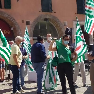 Cgil, Cisl e Uil Marche: Subito il pagamento degli ammortizzatori per i lavoratori dell'artigianato. 21 luglio Sit in e manifestazione regionale ad Ancona