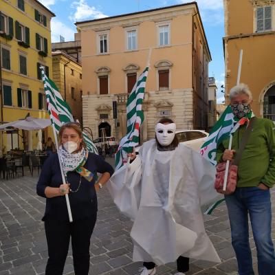 FLASH MOB PRECARI DELLA SCUOLA  14 OTTOBRE AD ANCONA