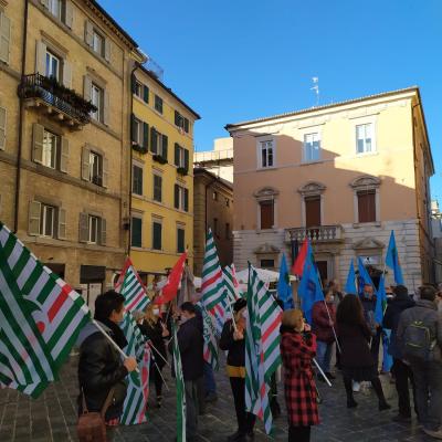 9 dicembre 2020 Sciopero dei servizi pubblici: manifestazione regionale ad Ancona