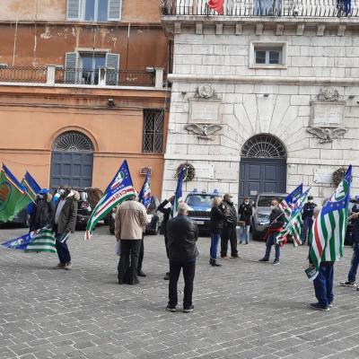 Decreto Sostegni 10 Aprile 2021  mobilitazione dei lavoratori agricoli : presidi ad Ancona e Ascoli Piceno