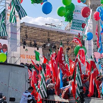 #MaiPiùFascismi: Cgil Cisl e Uil in piazza a Roma per il lavoro, la partecipazione e la democrazia