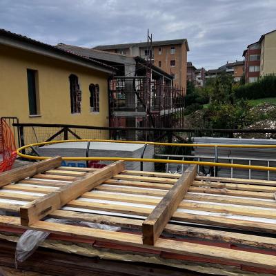 Nell’ottavo anniversario del terremoto, i sindacati dei pensionati visitano il cantiere del centro disabili e Alzheimer di Camerino