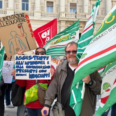 Codess sociale :  sciopero e siti-in davanti al Comune di Ancona