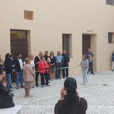 Cantiano, riapre la sala teatro “Capponi”: ricostruita anche grazie alla solidarietà del mondo del lavoro