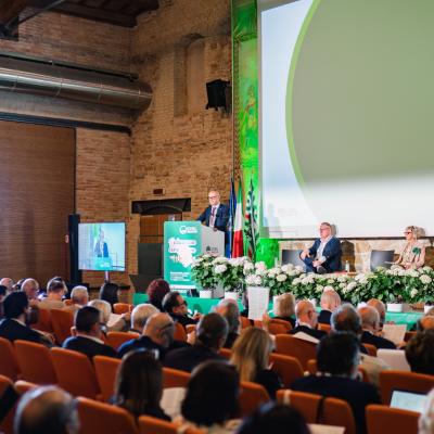 Marco Ferracuti confermato alla guida della CISL Marche
