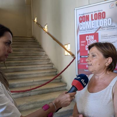 ANOLF Marche presenta il libro "Con loro come loro" vincitore del Premio Nadia Toffa 2024