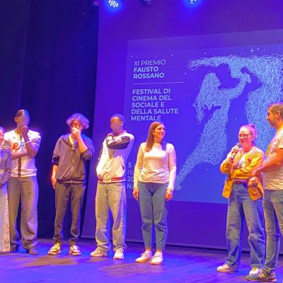 ANOLF Marche porta il progetto Erasmus+ WAVE II al Festival “Premio Fausto Rossano”: un racconto di dignità, creatività e partecipazione giovanile