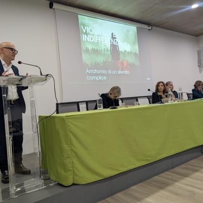 “Violenza e indifferenza, anatomia di un silenzio complice”grande partecipazione all'iniziativa della CISL e della FNP Marche