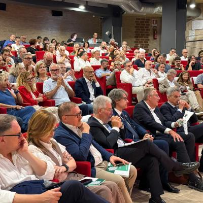 Marche, allarme giovani: persi 28 mila under 35 in sei anni. La CISL rilancia: «La sfida è rendere la regione attrattiva»