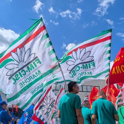 Electrolux, manifestazione nazionale a Cerreto d’Esi contro 1.400 esuberi e la chiusura dello stabilimento