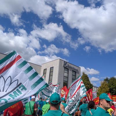 Electrolux, manifestazione nazionale a Cerreto d’Esi contro 1.400 esuberi e la chiusura dello stabilimento