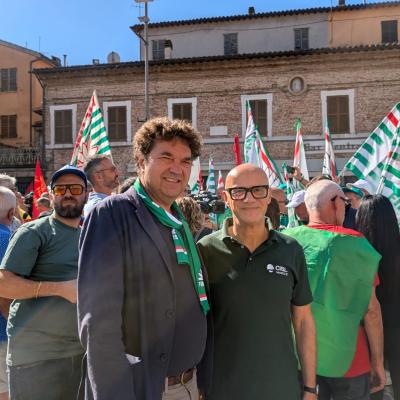 Electrolux, manifestazione nazionale a Cerreto d’Esi contro 1.400 esuberi e la chiusura dello stabilimento