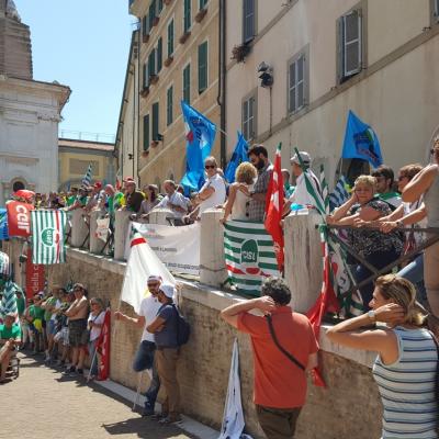 Contro la privatizzazione di Poste Italiane: 2 luglio manifestazione regionale ad Ancona