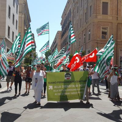 Contro la privatizzazione di Poste Italiane: 2 luglio manifestazione regionale ad Ancona