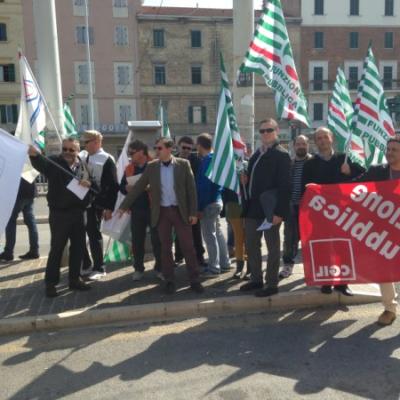 I lavoratori della Croce Rossa manifestano ad Ancona