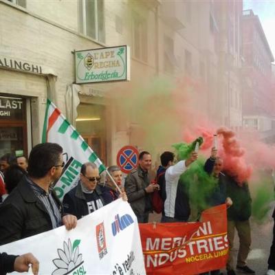 Lavoratori J.P.Industries tornano a marciare su Ancona in occasione della seconda udienza in Corte di Appello