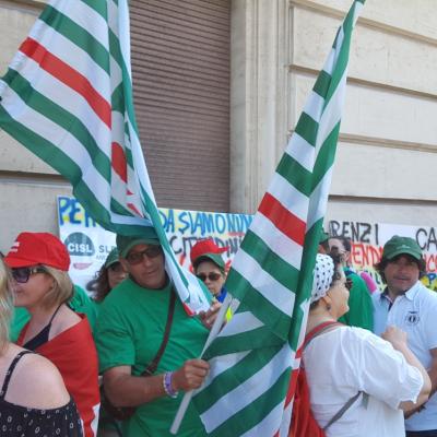 Contro la privatizzazione di Poste Italiane: 2 luglio manifestazione regionale ad Ancona