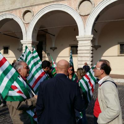 Pensioni, Lavoro, Giovani, mobilitazione Cgil, Cisl e Uil: presidi e manifestazioni nelle Marche