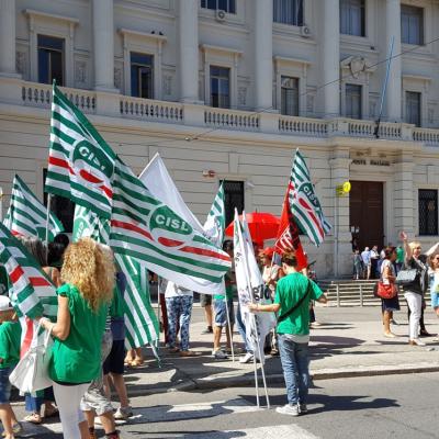 Contro la privatizzazione di Poste Italiane: 2 luglio manifestazione regionale ad Ancona