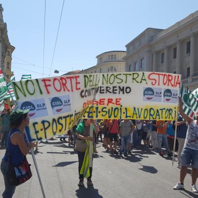 Contro la privatizzazione di Poste Italiane: 2 luglio manifestazione regionale ad Ancona