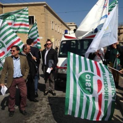 I lavoratori della Croce Rossa manifestano ad Ancona