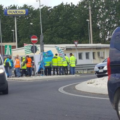 Sciopero concessionarie autostradali, presidio al casello di Ancona Nord - A14