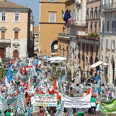 Contro la privatizzazione di Poste Italiane: 2 luglio manifestazione regionale ad Ancona