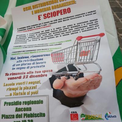 Senza contratto da 4 anni: è sciopero dei lavoratori delle Coop e della distribuzione moderna organizzata