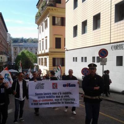 Lavoratori J.P.Industries tornano a marciare su Ancona in occasione della seconda udienza in Corte di Appello