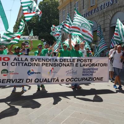 Contro la privatizzazione di Poste Italiane: 2 luglio manifestazione regionale ad Ancona