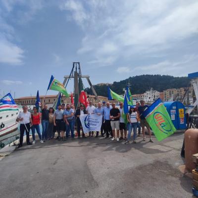 Protesta nazionale delle Marinerie 23 giugno nelle Marche presidio al Mercato Ittico di Ancona