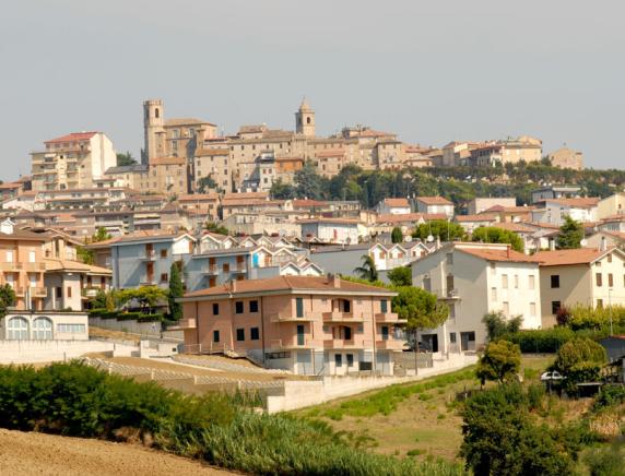 Monte Urano: la Cisl inaugura la nuova sede