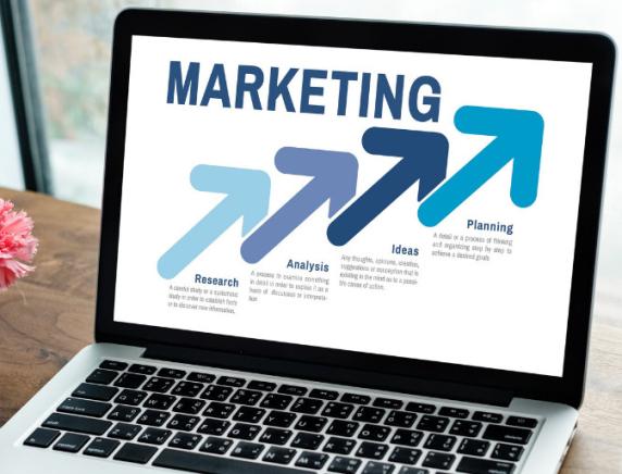 Corso Operatore Web Marketing: a Fabriano la consegna degli Attestati di qualifica professionale rilasciati da Ial Marche