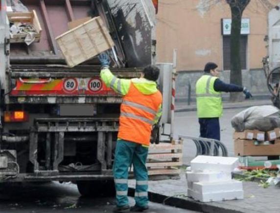 Vaccini Fit Cisl Marche: "Va garantita la copertura per i lavoratori del settore rifiuti"