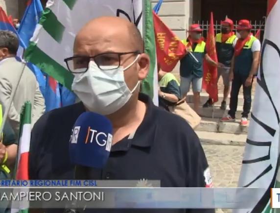 Vertenza Elica: manifestazione ad Ancona. Lavoratori ricevuti dal Prefetto