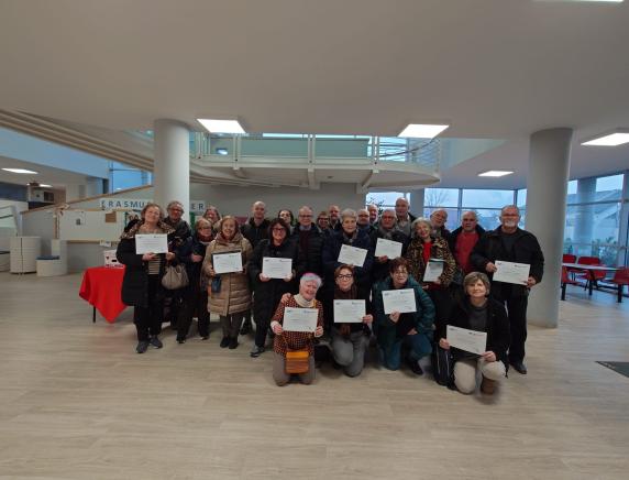 Alfabetizzazione informatica a Senigallia  concluso il corso promosso dalla FNP CISL