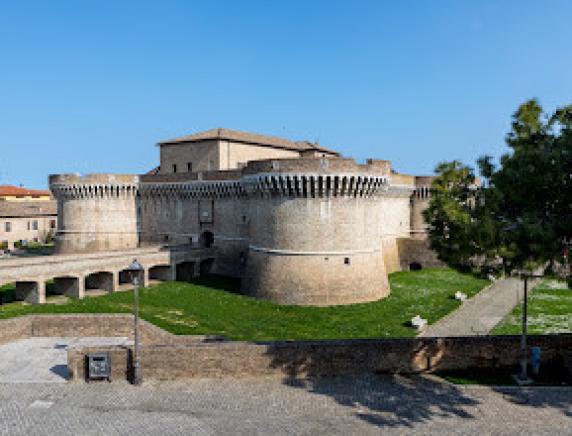 Servizi sociali a Senigallia: "Importante aprire il confronto con i sindacati e garantire uniformità e pari dignità"