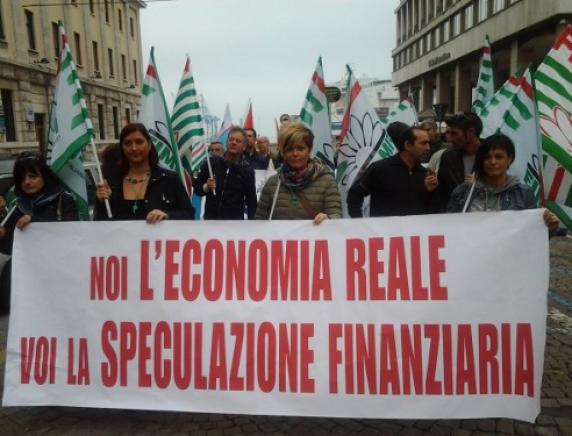 Lavoratori JP Industries contro le banche. Mobilitazione da Fabriano ad Ancona.