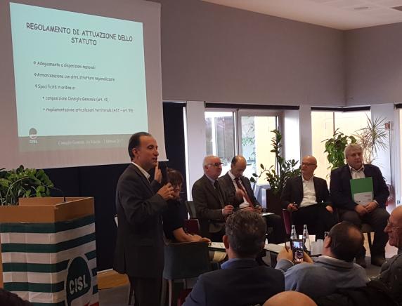 5 Minuti Cisl: Cambio al vertice della Cisl Marche - Il saluto di Stefano Mastrovincenzo