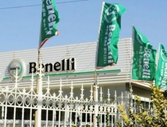 Benelli QJ, le istituzioni intervengano per salvare il lavoro