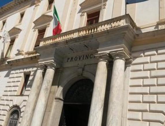 Riordino delle Province, la Regione intervenga al più presto