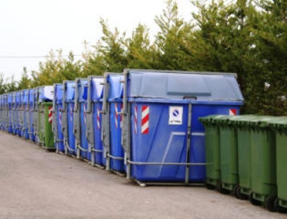 Gestione dei rifiuti nella Provincia di Ancona: i sindacati chiedono un incontro urgente